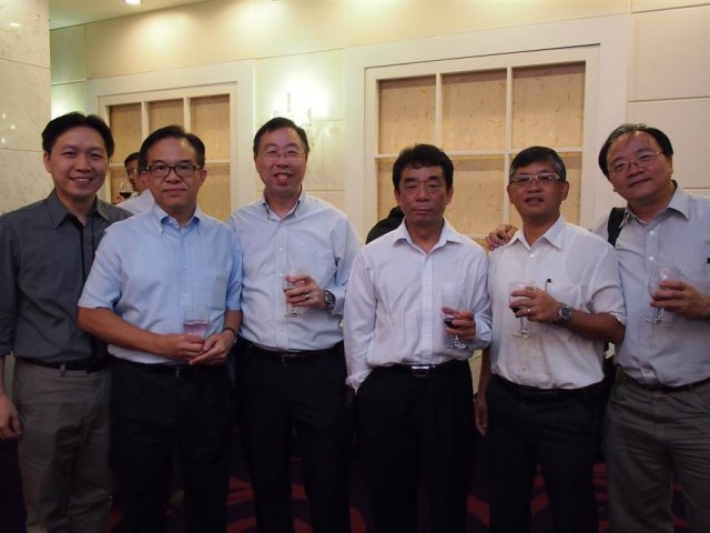 P9273521 (Large)